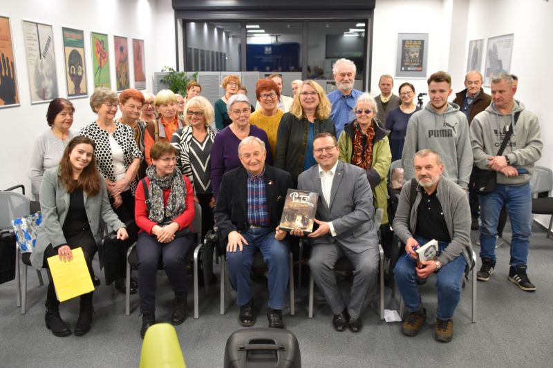 Podsumowanie projektu „Mickiewicz. Wieszcz narodowy, wizjoner naukowy”.