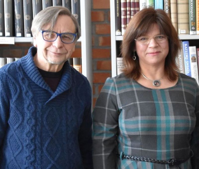 Spotkanie z ALICJĄ DZISIEWICZ z Muzeum Adama Mickiewicza przy Uniwersytecie Wileńskim w Wilnie Vilniaus universitetas / Vilnius University, LITWA i ROMUALDEM MIECZKOWSKIM – poetą i wydawcą kwartalnika „Znad Wilii” w ramach projektu „Adam Mickiewicz. Wiesz