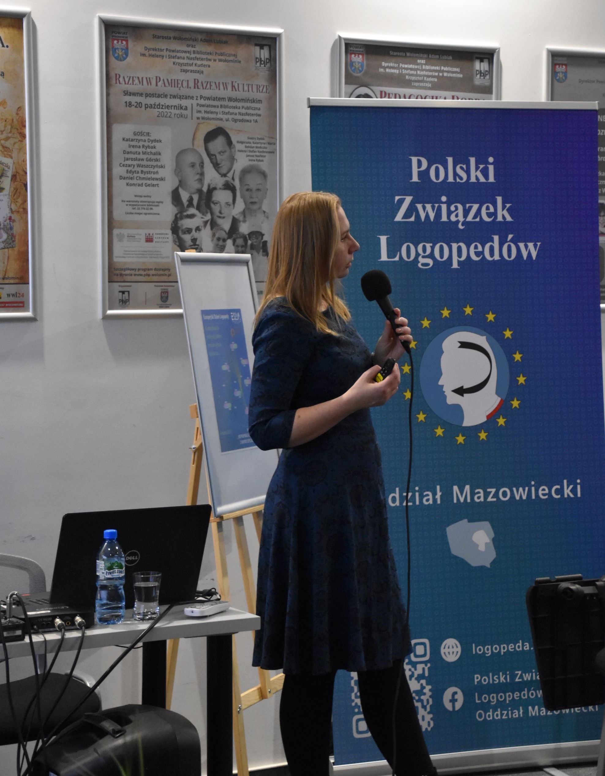 Forum Pedagogiczne w bibliotece. Sympozjum pt. „Stymulowanie rozwoju mowy dziecka. Jak logopeda może wspomóc pracę nauczyciela, a jak nauczyciel działania logopedy ?”.