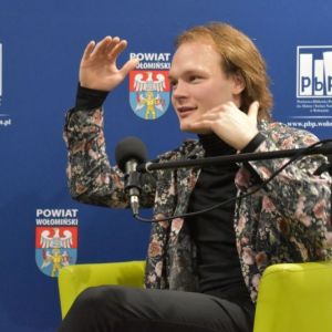 02427 foto