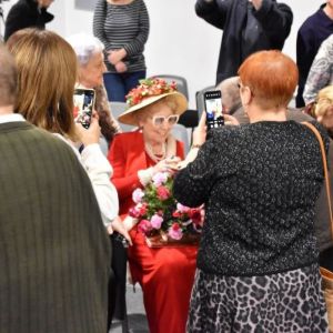 02450 foto